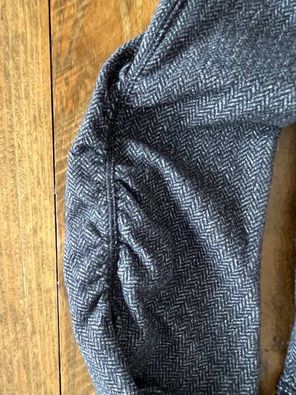 Lululemon Runderful Long Sleeve Herringbone Heathered Black/Grey Top US 6 - Picture 14 of 15